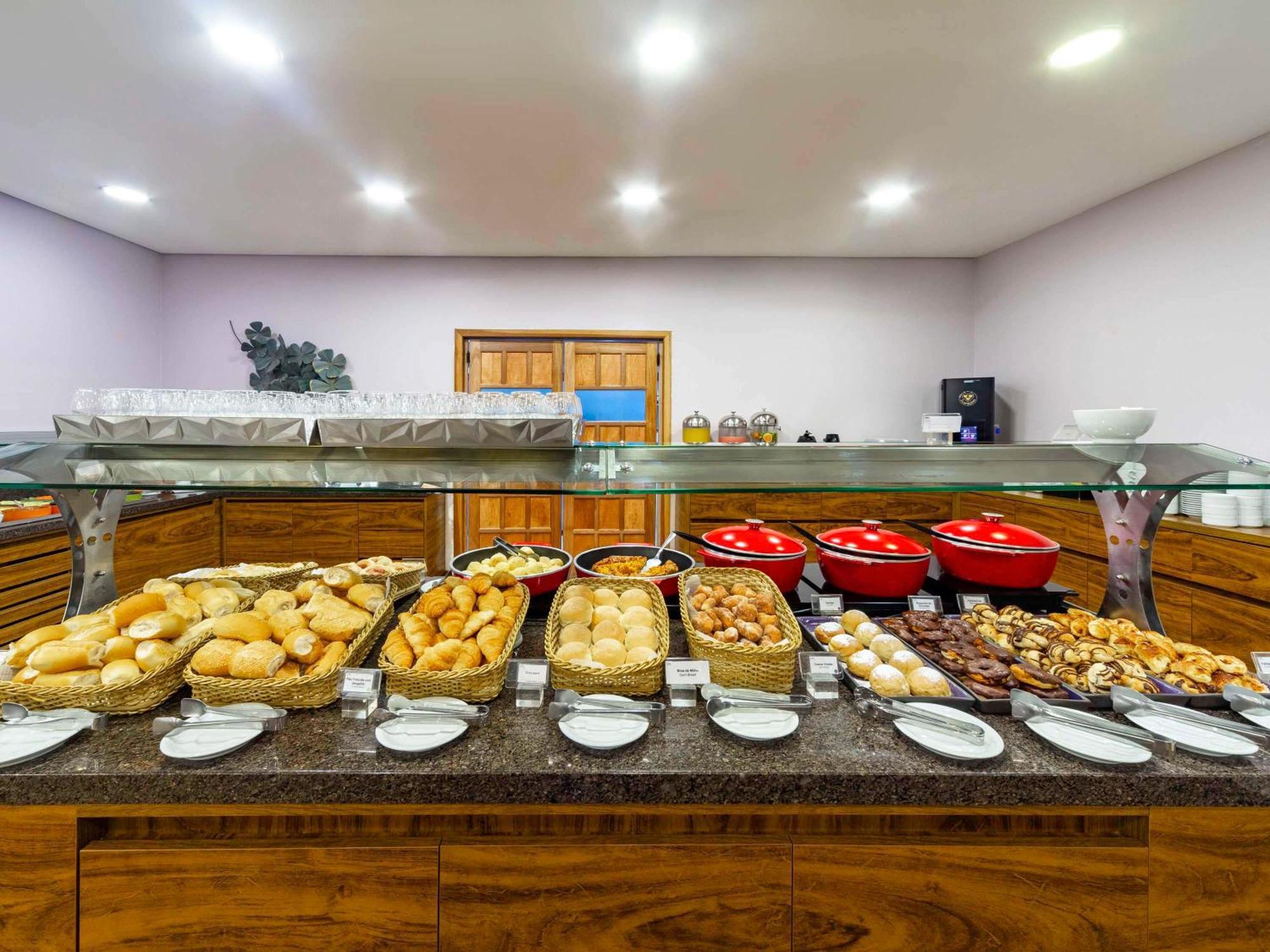Mercure Curitiba Golden Exterior photo